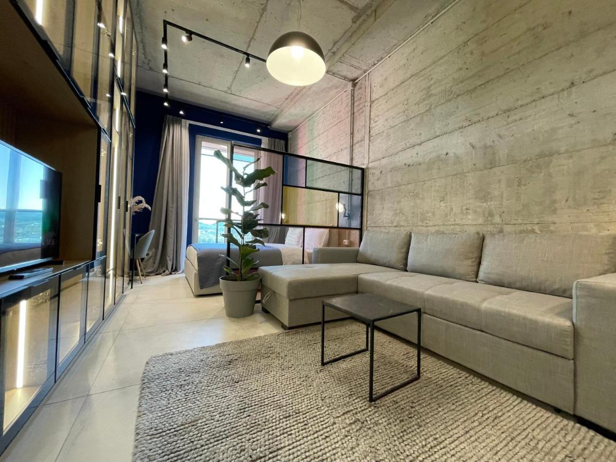 Ambassador Skyline Apartments Tirana Kültér fotó